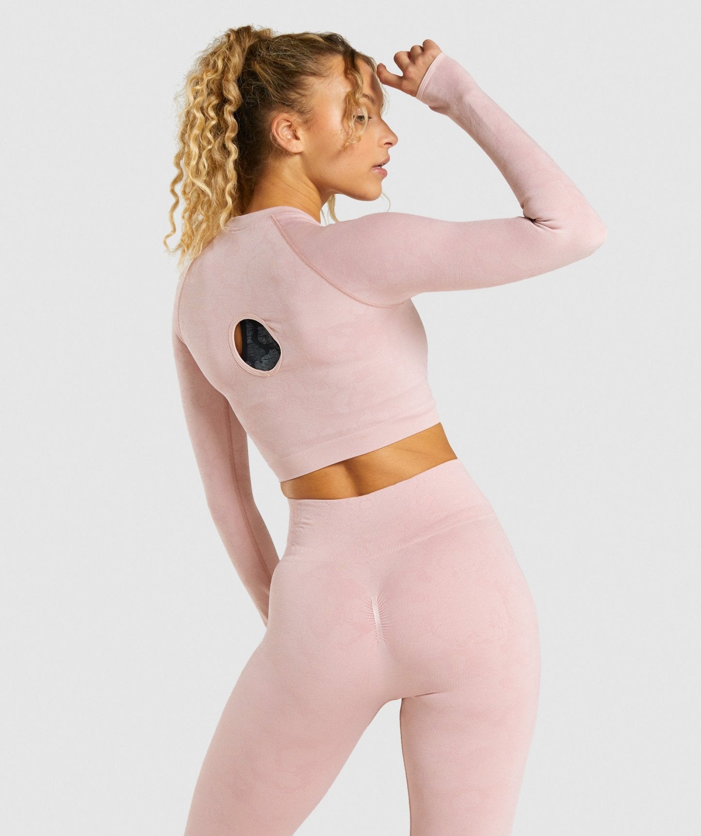 Gymshark Adapt Camo Seamless Long Sleeve Crop Top - Light Pink