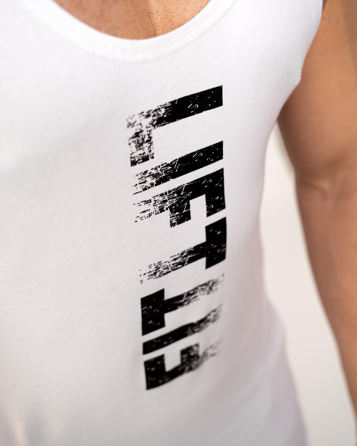 Distressed LIFTFIT Stringer