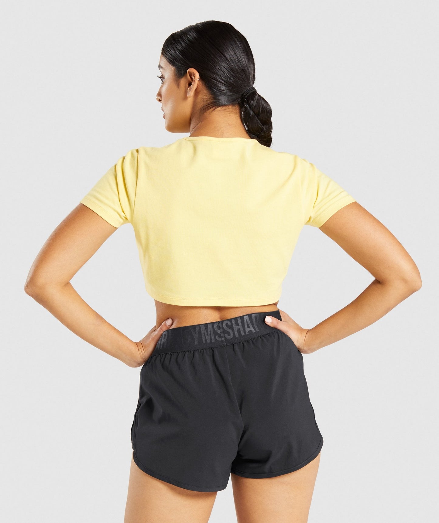 Gymshark Italic Graphic Crop Top - Yellow