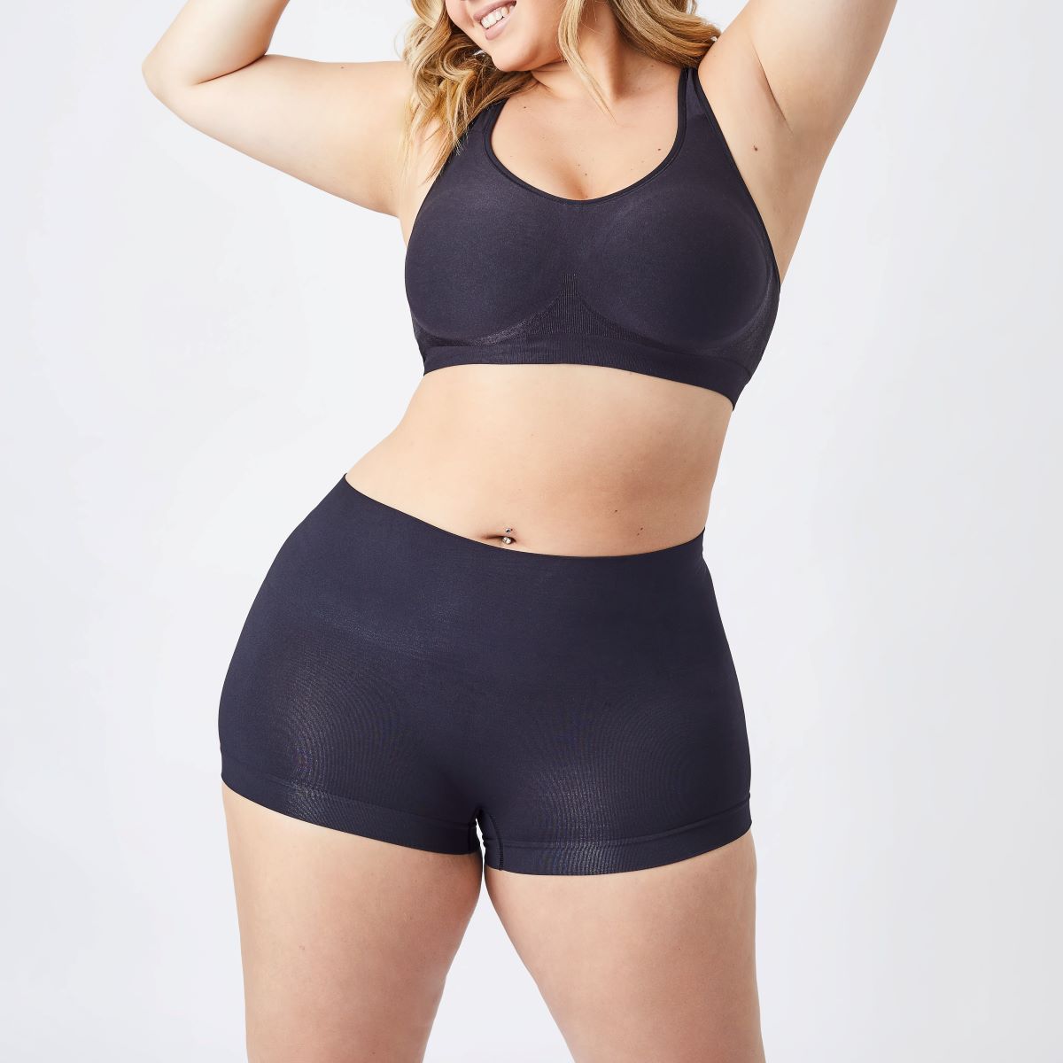 The Comfort Shaping Bra - Black