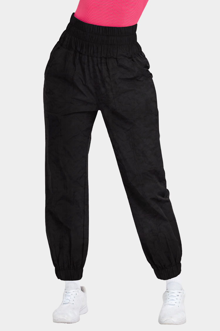 Vutru Athletic Woven Nine-Quarter Pants
