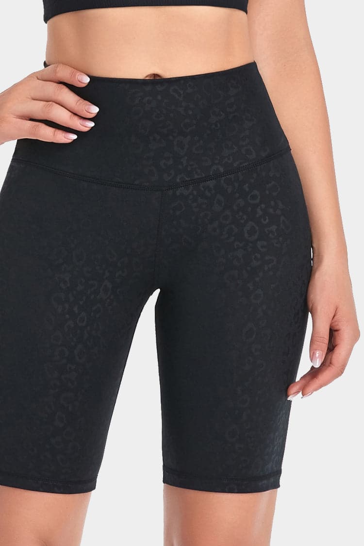 Vutru High-Wais Textured Yoga Shorts