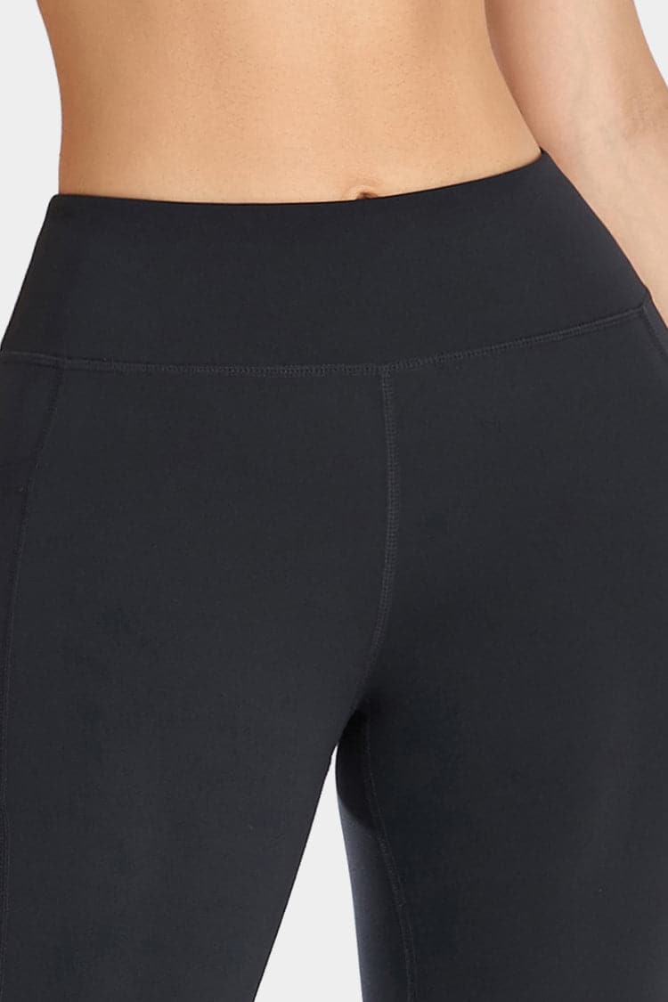 Vutru High-Waist Mesh Panelled Capri Leggings