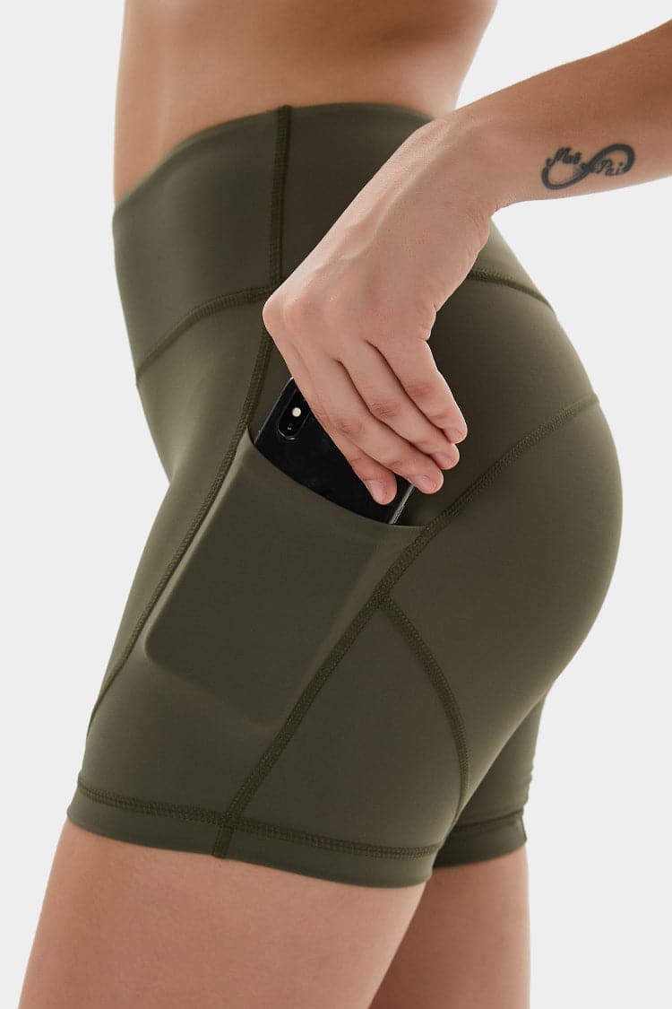 Vutru Low-Waist Compression Athletic Shorts