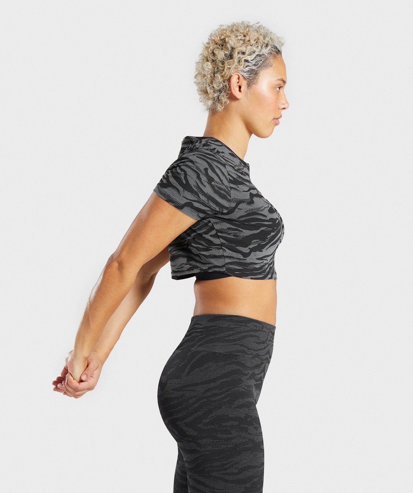 Gymshark Animal Graphic Crop Top - Black Print