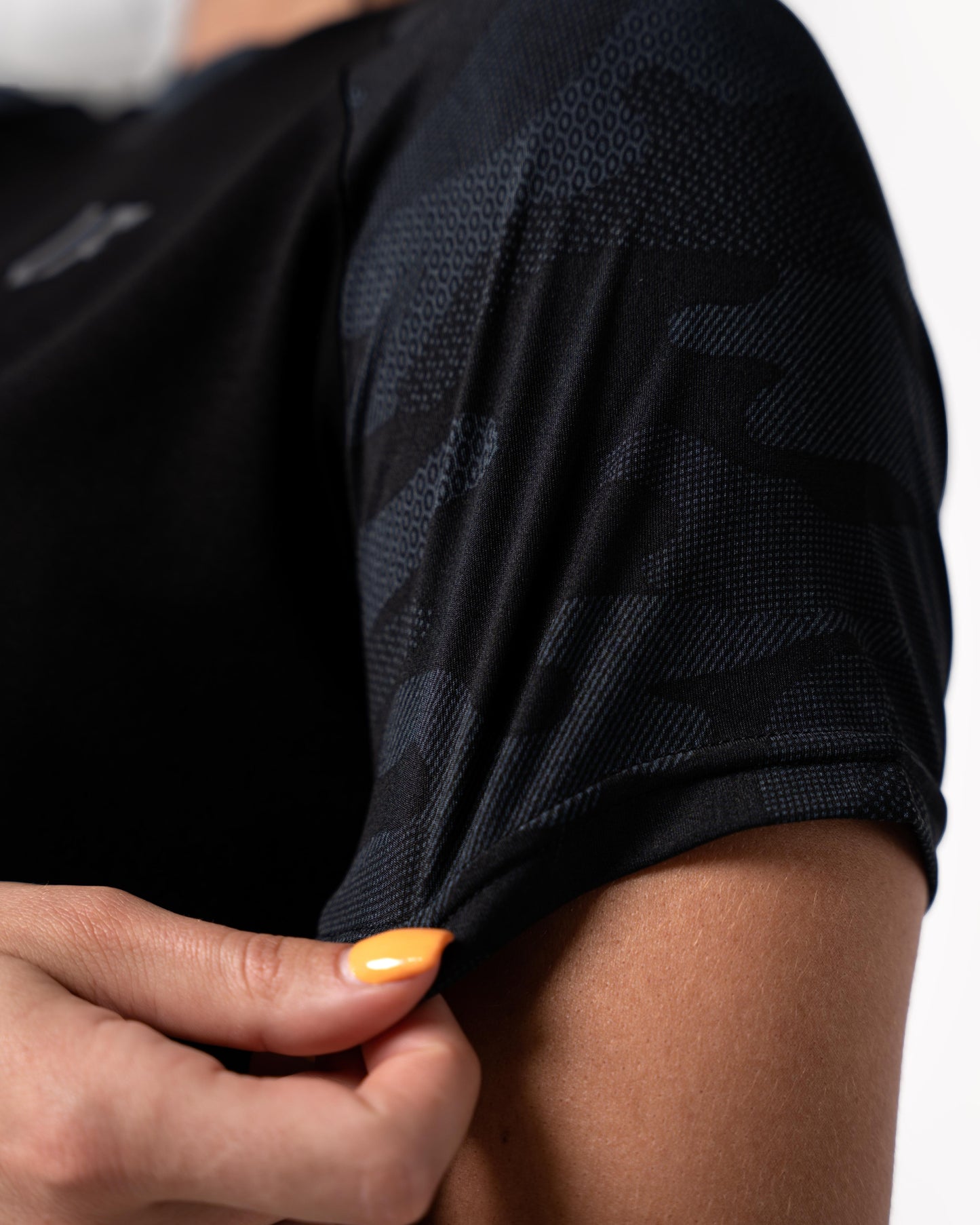 LF Camo Crop Raglan Tee