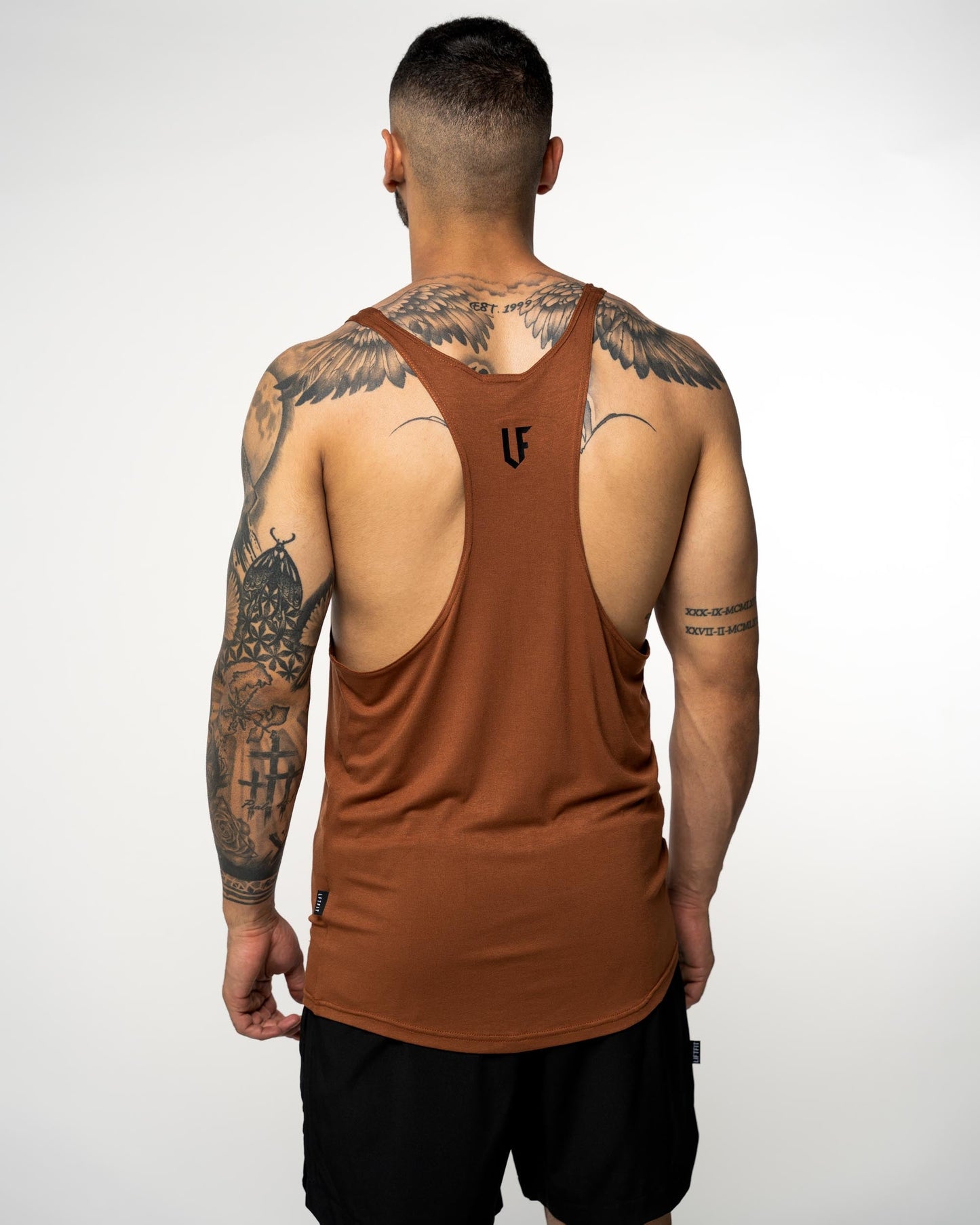 LIFT DISTRESSED STRINGER