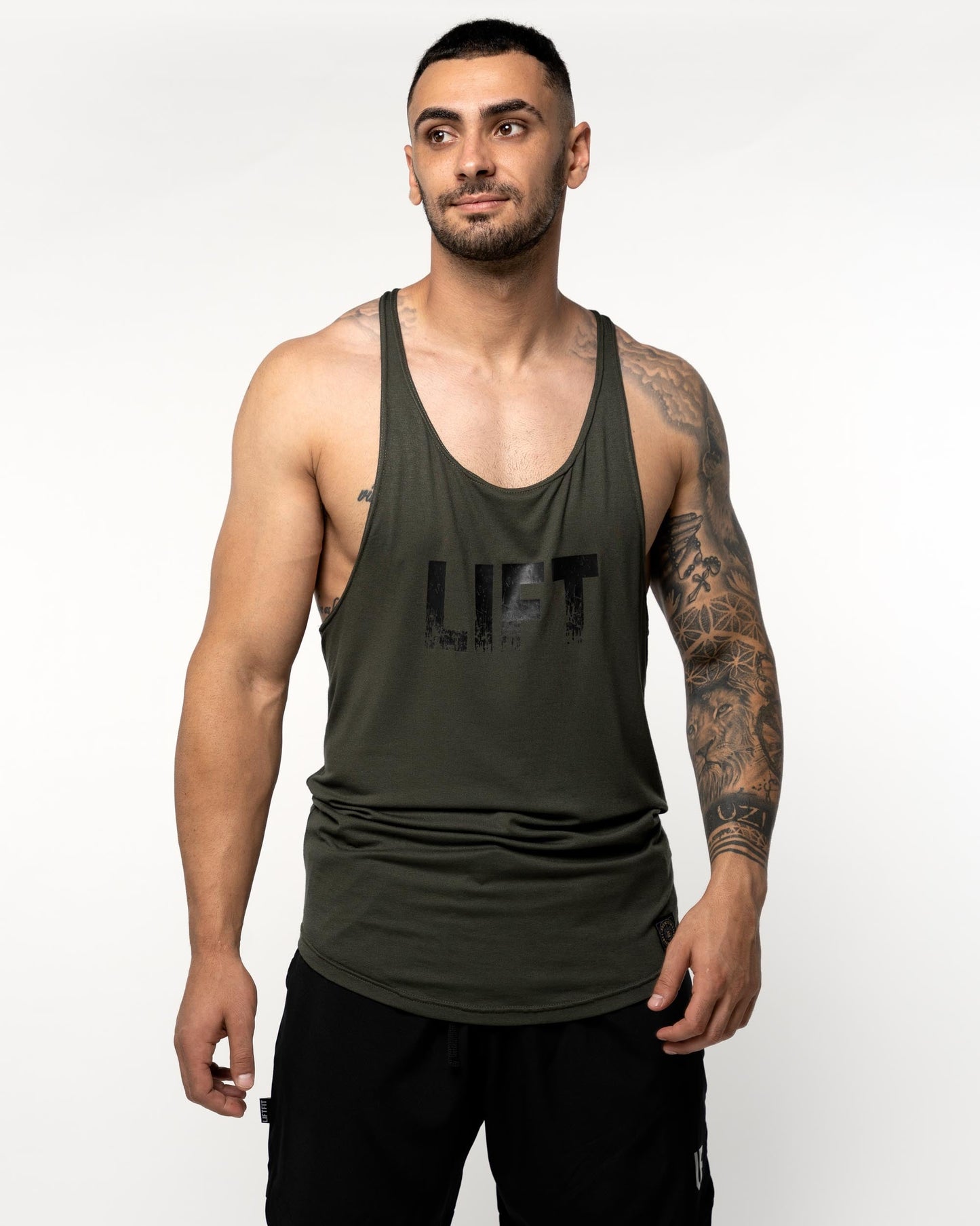 LIFT DISTRESSED STRINGER