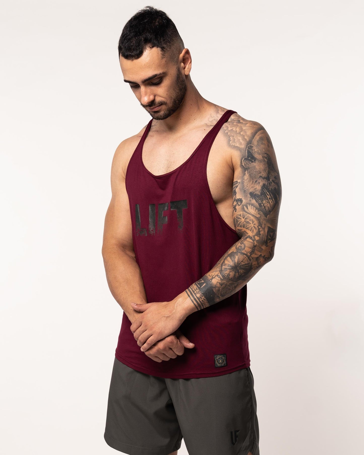 LIFT DISTRESSED STRINGER