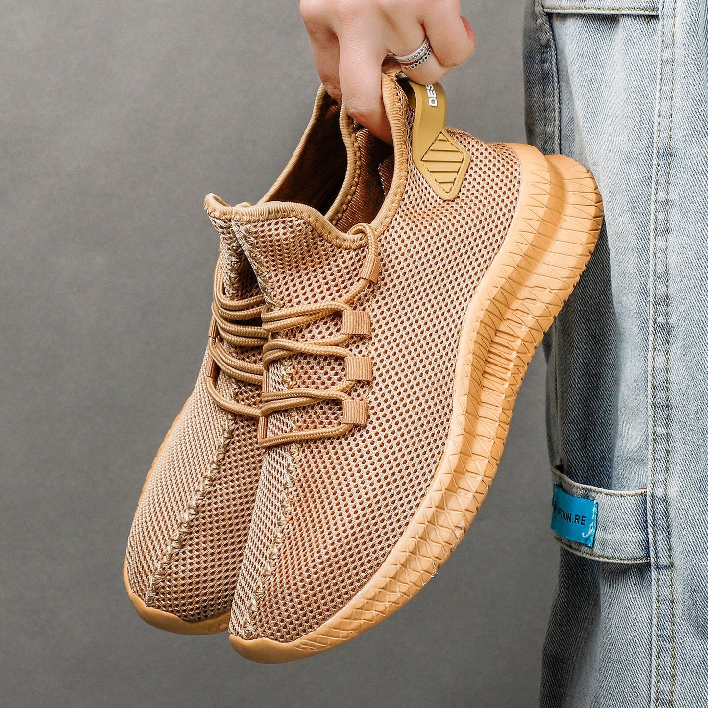 Breathable Men's Running Shoes