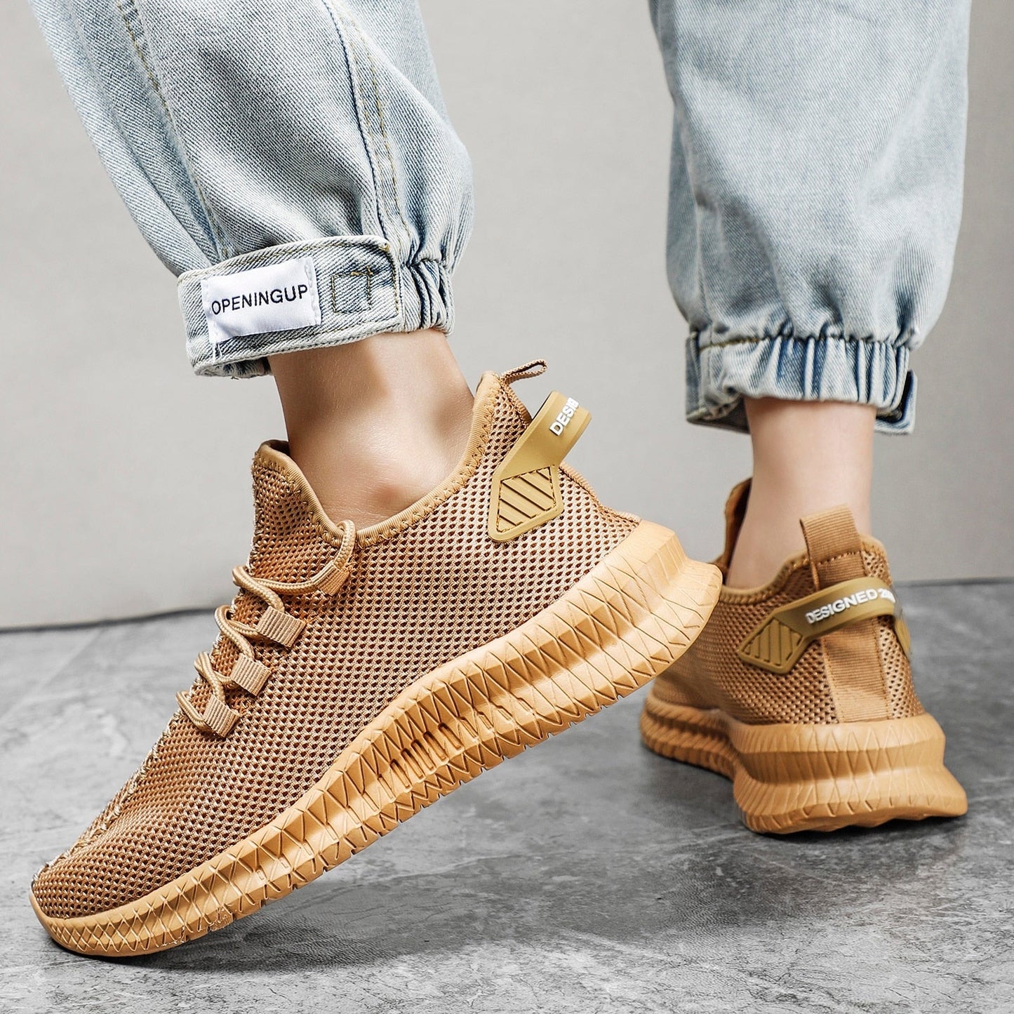 Breathable Men's Running Shoes