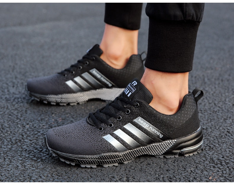 Spray Comfort Running Shoes