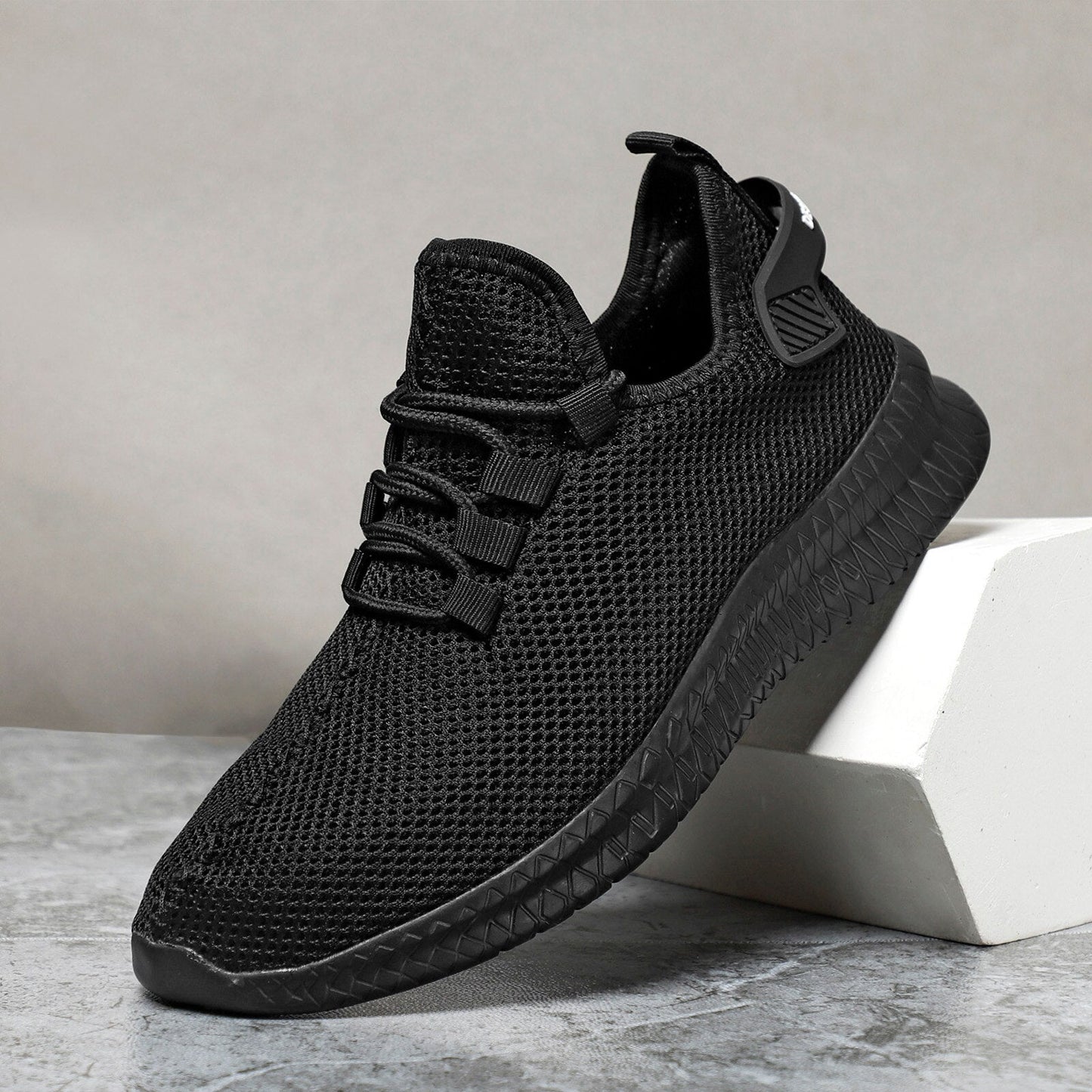 Breathable Men's Running Shoes