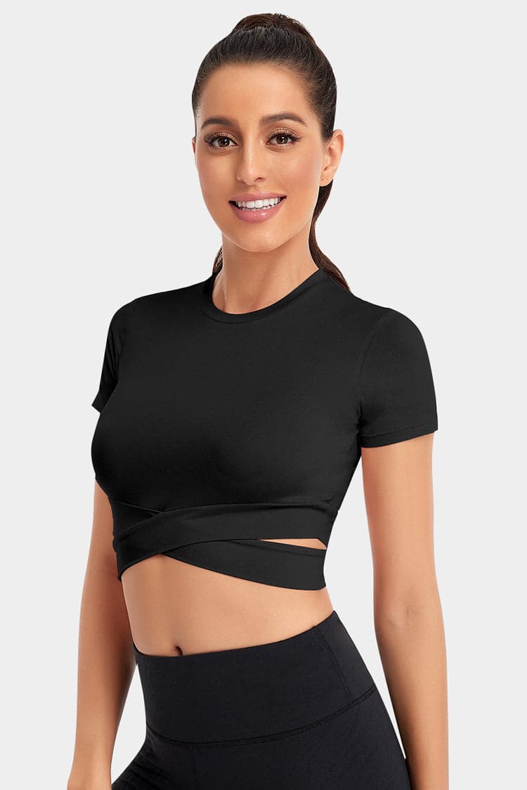 Vutru Ribbed Front Cut-out Short Sleeves